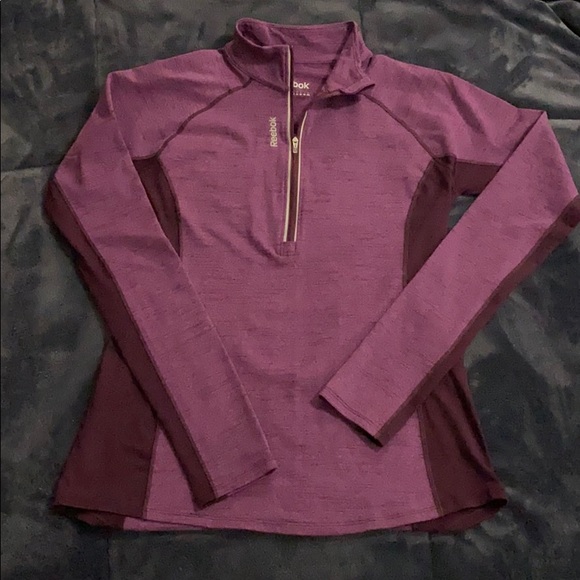 Reebok Tops - Womens Reebok half zip pullover